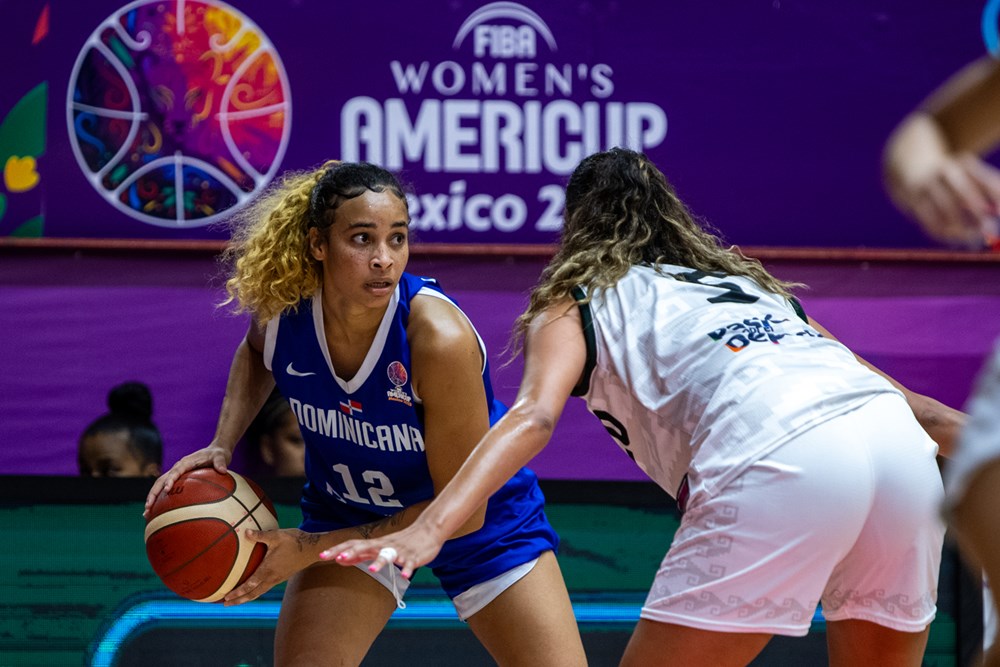 Esmery Martínez durante la Copa FIBA America femenina de julio 2023. (Crédito: FIBA)
