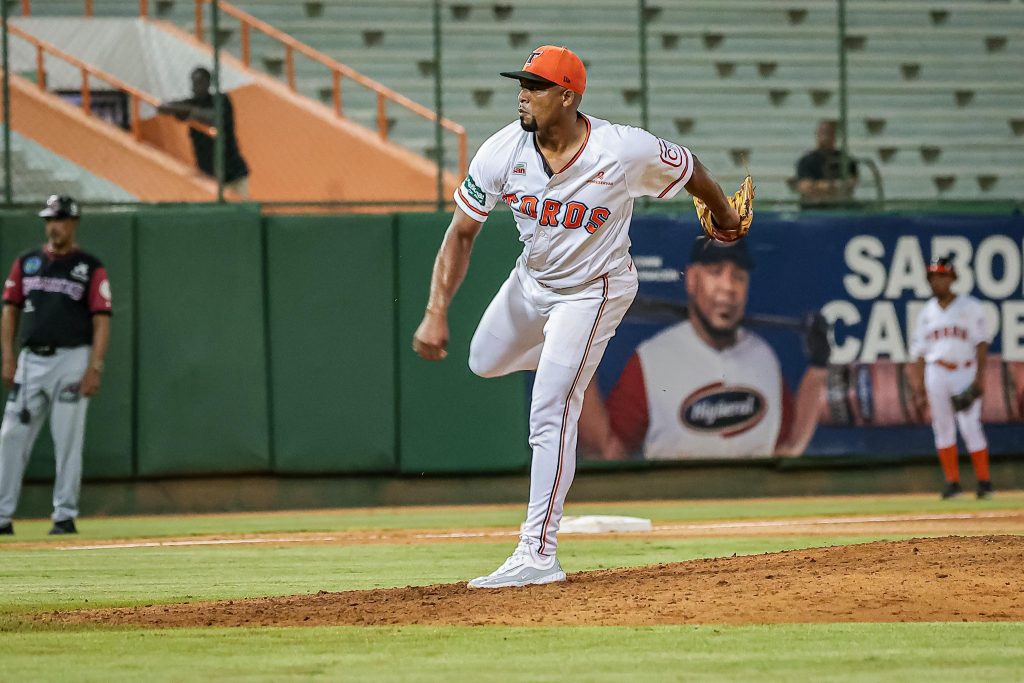Gerson Moreno, uno de los lanzadores renovados con los Toros del Este. (Crédito: Prensa Toros del Este)