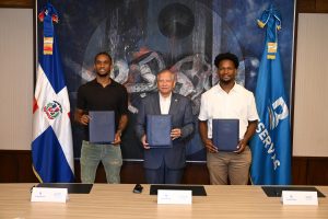 Banreservas incorpora a Montero y Feliz como embajadores para fortalecer el orgullo dominicano en Europa