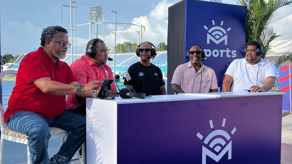 Equipo de Mañanero Sports junto a Félix Sánchez. (Crédito: Prensa El Mañanero)